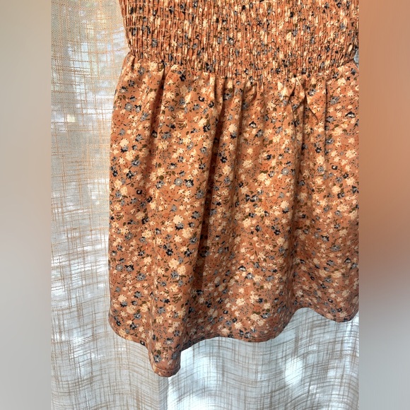 Summer Casual Orange and Cream Floral Strappy Camisole. - Picture 5 of 10